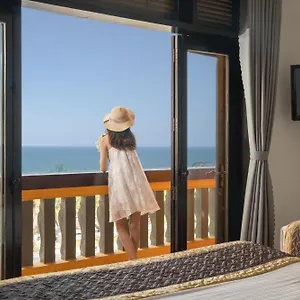 Zenta Sea View Hotel Da Nang